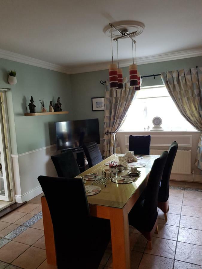 Highfield House Bed And Breakfast Collinstown Collinstown  Bagian luar foto