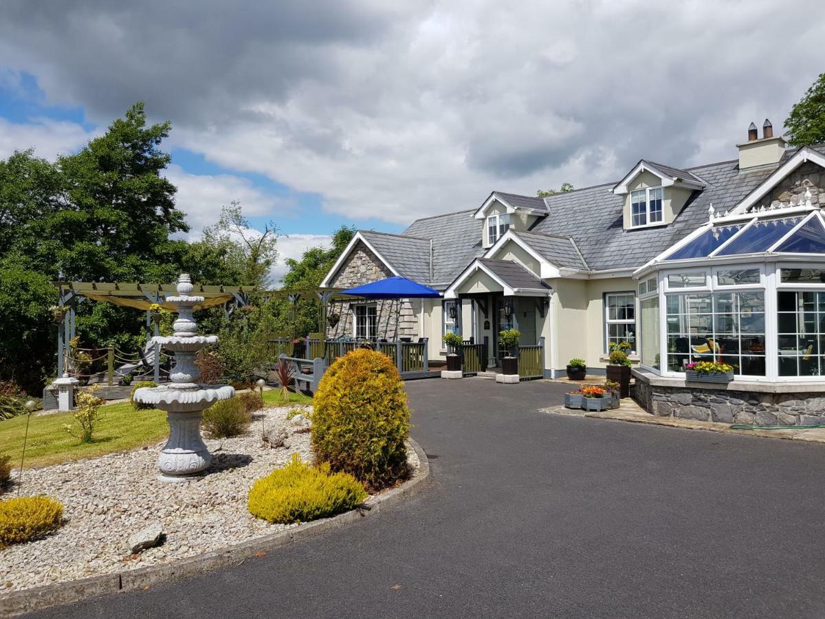 Highfield House Bed And Breakfast Collinstown Collinstown  Bagian luar foto