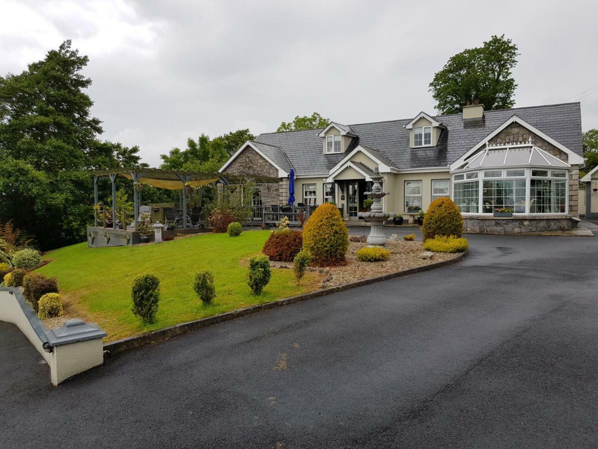 Highfield House Bed And Breakfast Collinstown Collinstown  Bagian luar foto